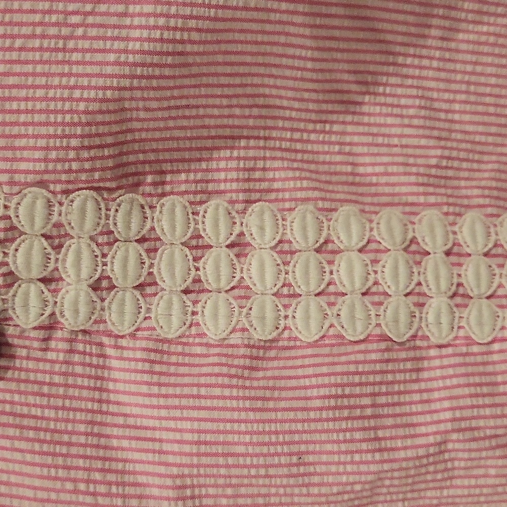 Shorts - Picture 2 of 3